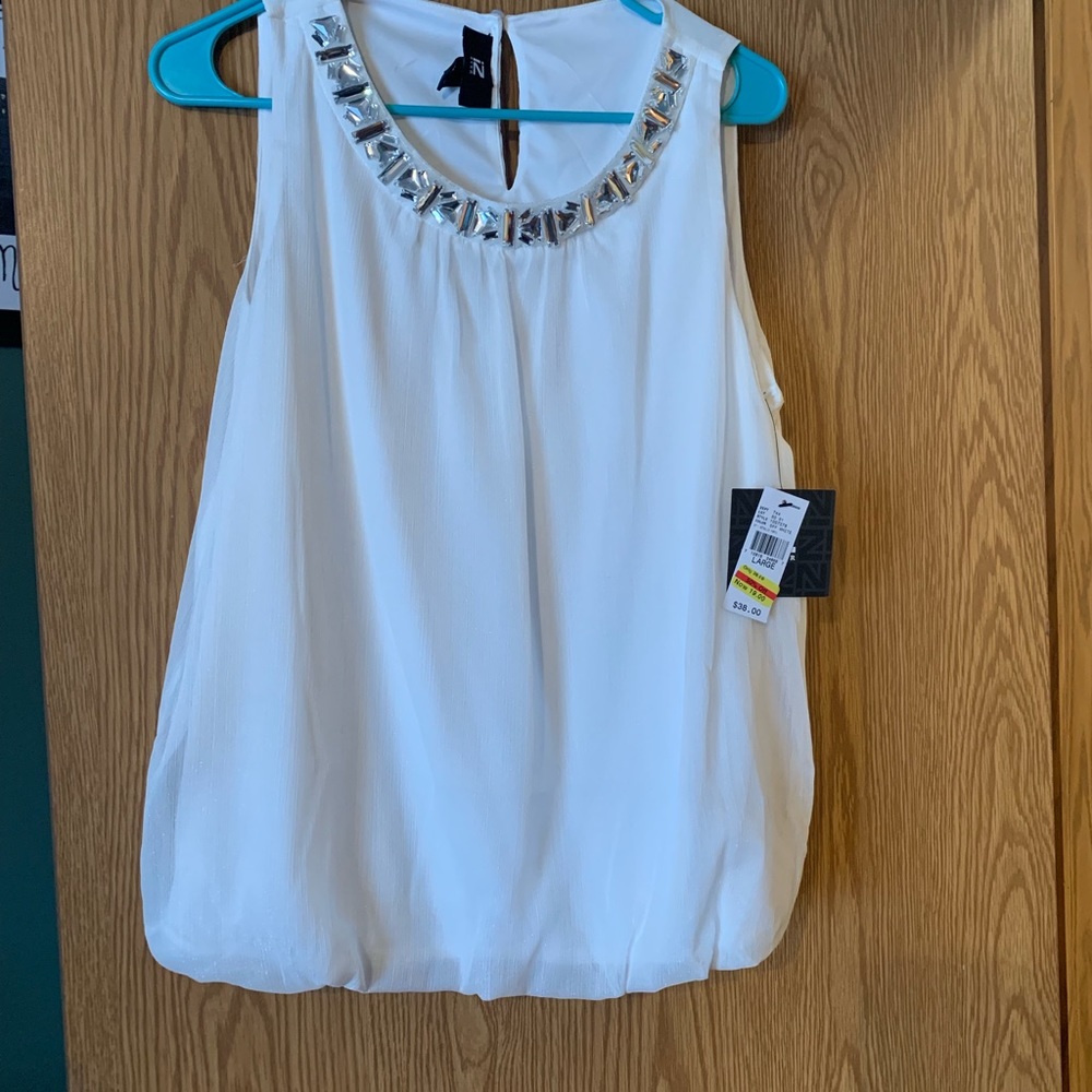 Women’s shirt